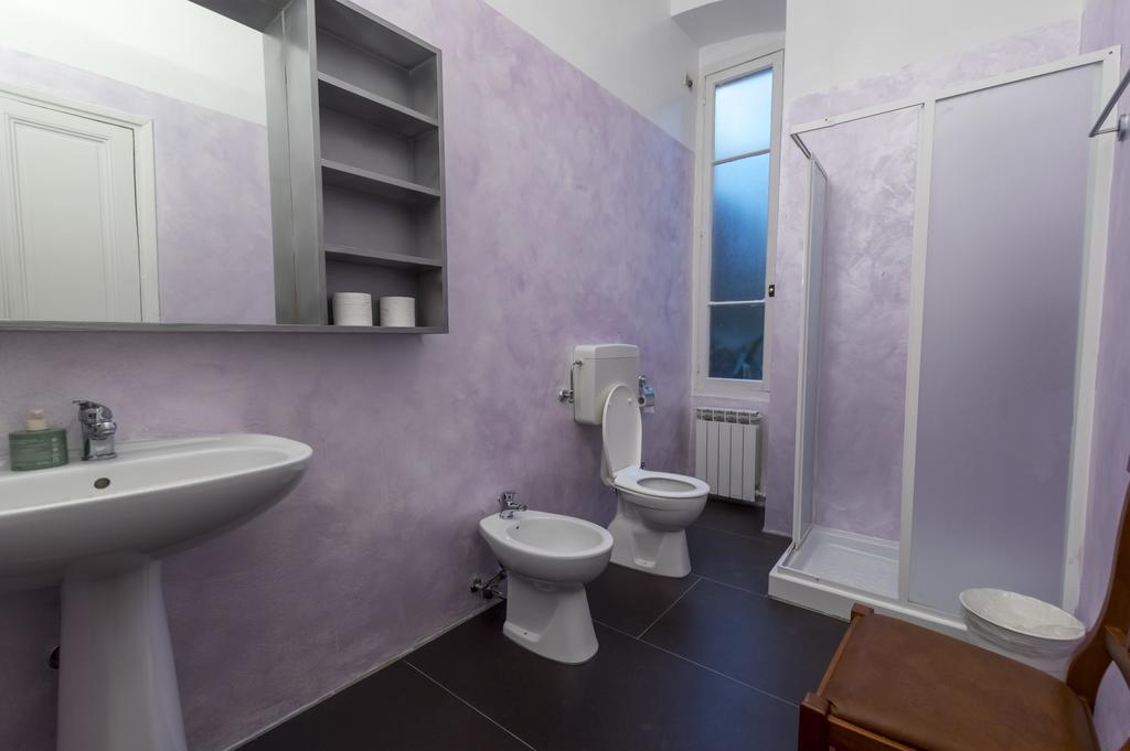 Cavour Guest House Вентимилья Экстерьер фото